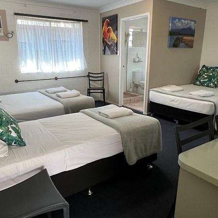 Spanish Lace Motor Inn Townsville Exterior photo